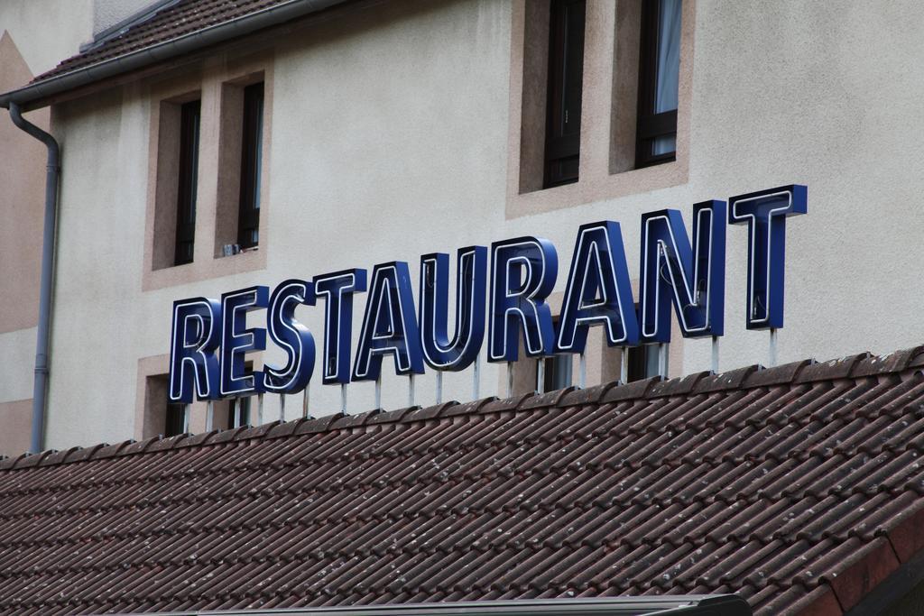 Brit Hotel L'Eclipse Nancy Heillecourt エクステリア 写真